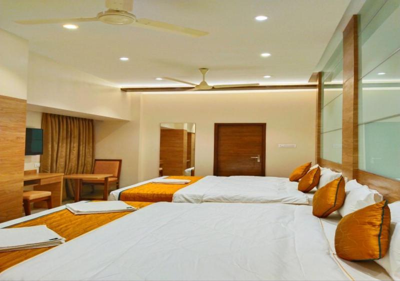 The Paradise Hotel - Luxury Stay Kanchipuram Bagian luar foto